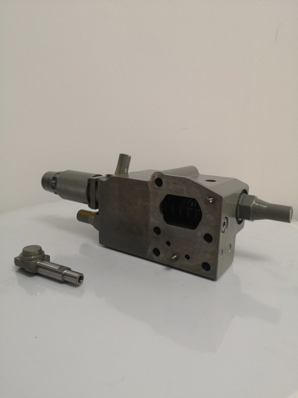 콘크리트 펌프 트럭 A11vlo130 Lrdcs 밸브 수압 펌프에 적용